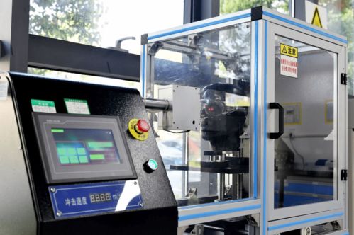 镜片防雾性能测试仪及护目镜检验设备 打破国外垄断，国产装备走进国内实验室